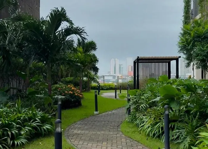 Red Residences Cozy In Makati Near Naia Apartment *