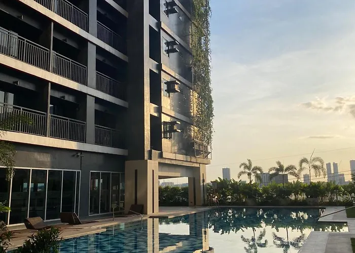 Red Residences Cozy In Makati Near Naia Apartment