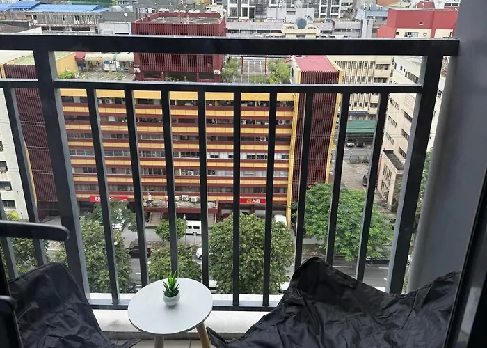 Apartment Red Residences Cozy In Makati Near Naia
