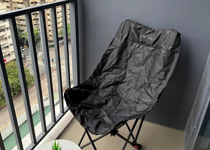 Red Residences Cozy In Makati Near Naia Apartment Manila