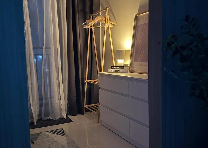 Red Residences Cozy In Makati Near Naia Apartment